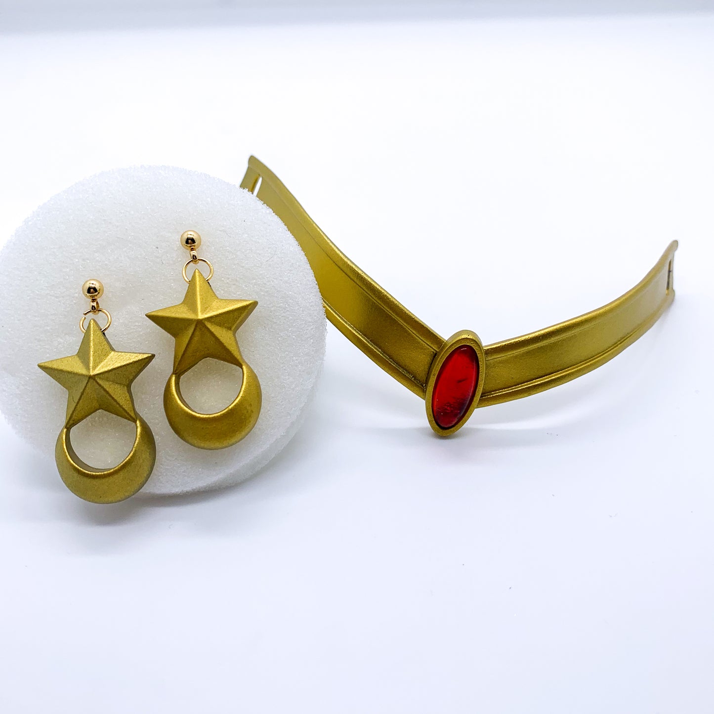 Tiara inspired by Sailor Moon